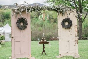 Outdoor Wedding Door Ideas For Those Who Think Of A Rural Wedding
